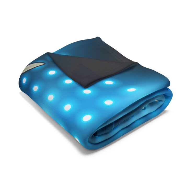 Arctic Fleece Blanket - Show Off - Image 3