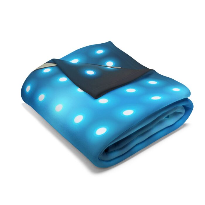 Arctic Fleece Blanket - Show Off - Image 7