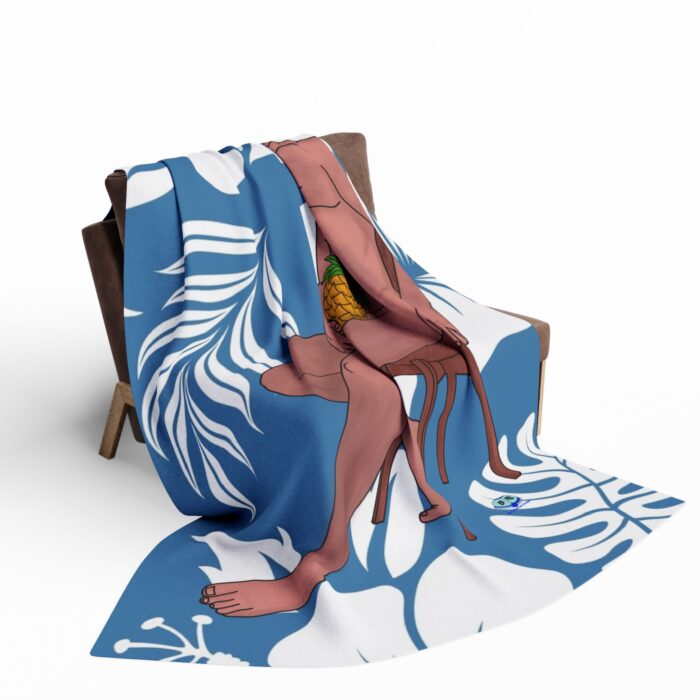 Arctic Fleece Blanket - Pineapple Makes it Sweet - Image 4